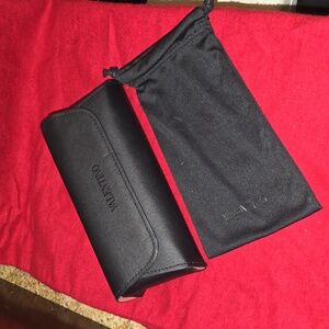 Sunglasses case and pouch
